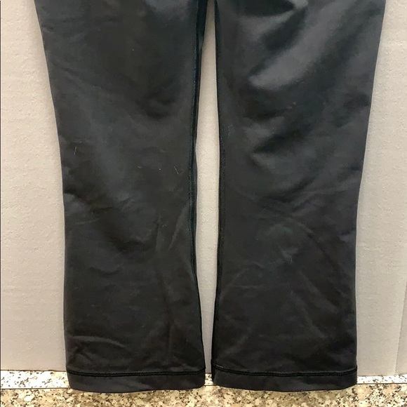 Lululemon wide leg capris in black, size 4 - Picture 5 of 6